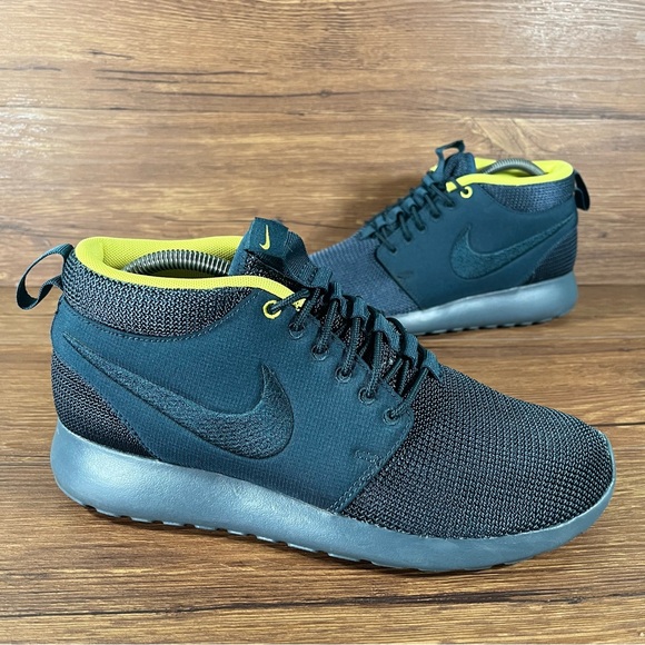Nike Roshe Run Athletic Sneakers Men’s Size 7.5 Shoes - Picture 1 of 10